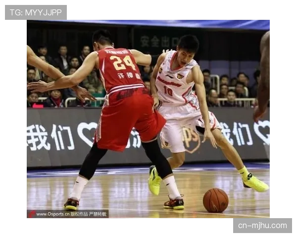 分析：赛后即时生成的球员热点图与移动轨迹分析报告，正如何改变球迷的讨论焦点