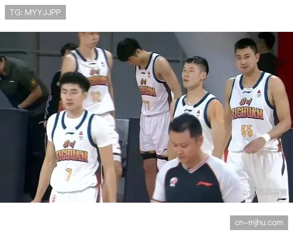 北控男篮送四川丰谷酒业40连败，豪斯贡献21分7篮板9助攻